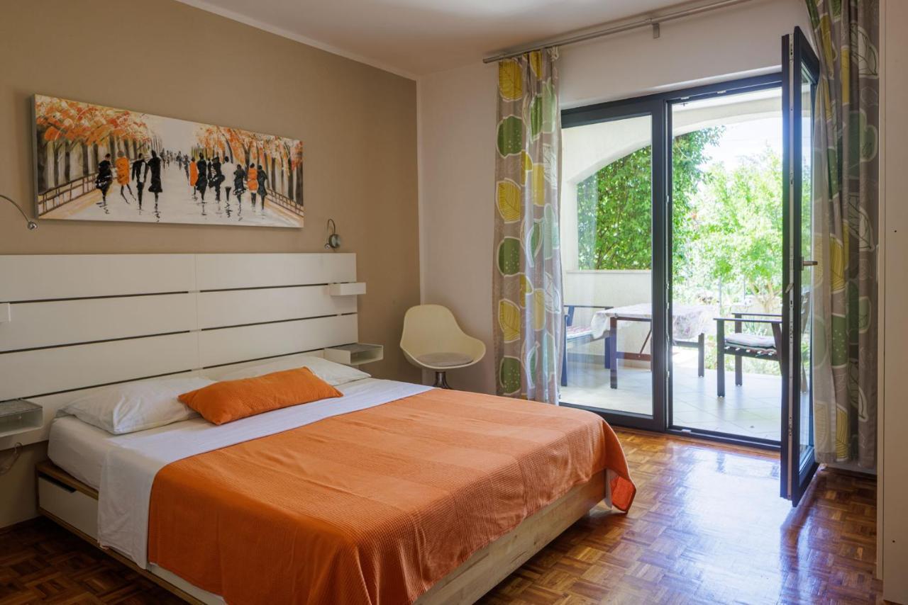 Apartments And Rooms Mofardin Rovinj Exterior foto