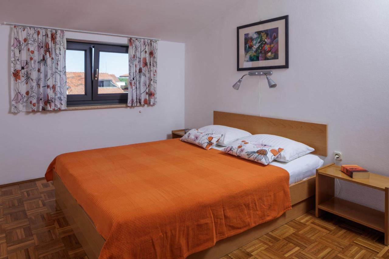 Apartments And Rooms Mofardin Rovinj Exterior foto