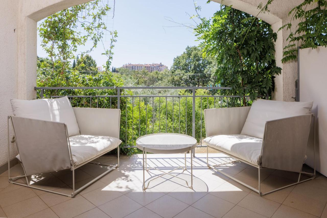 Apartments And Rooms Mofardin Rovinj Exterior foto
