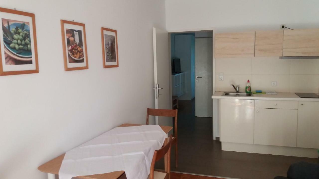 Apartments And Rooms Mofardin Rovinj Exterior foto