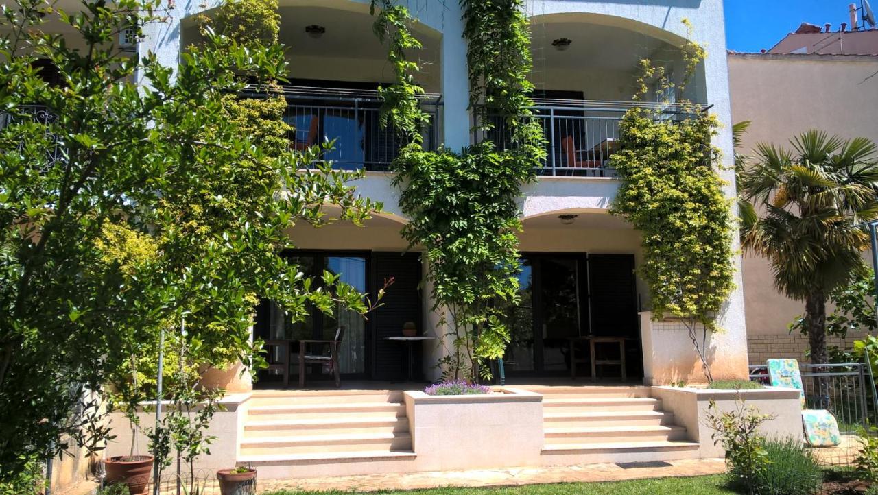 Apartments And Rooms Mofardin Rovinj Exterior foto